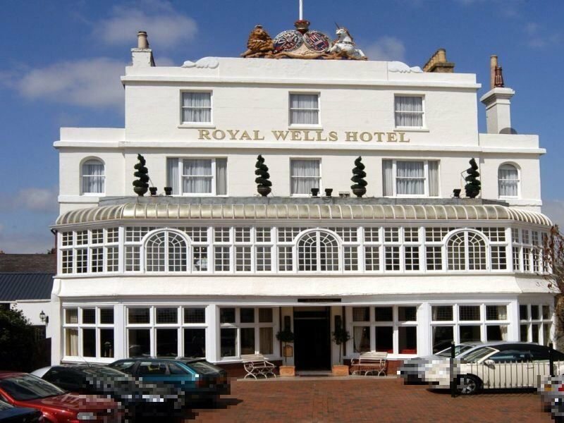 The Royal Wells Hotel Tunbridge Wells Extérieur photo